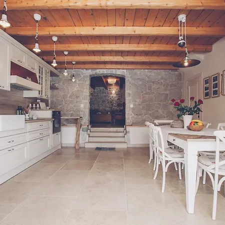 Deluxe Villa Gabonjin