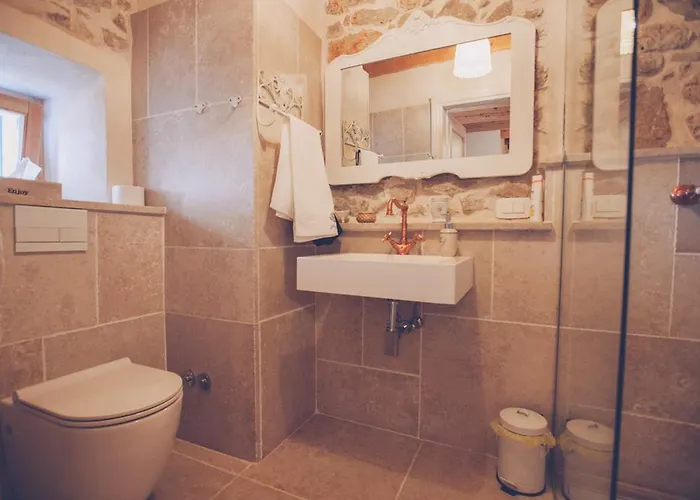 Villa Deluxe *