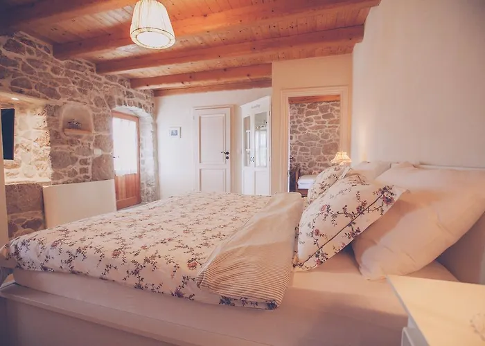 Villa Deluxe